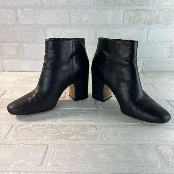 Michael‎ Kors Ankle Booties Womens 9 Black Leather Gold Zipper Lock Stacked Heel - Picture 9 of 15